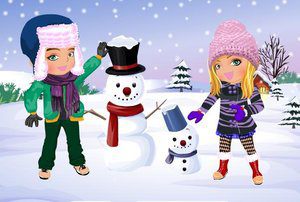 小情侣堆雪人